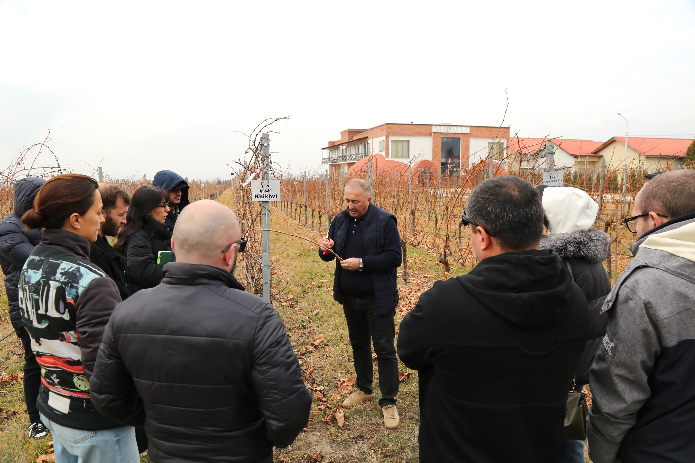 ჯიღაურაში შალვა ხეცურიანის „სომელიეს სკოლის“ სასწავლო ჯგუფისთვის სემინარი გაიმართა